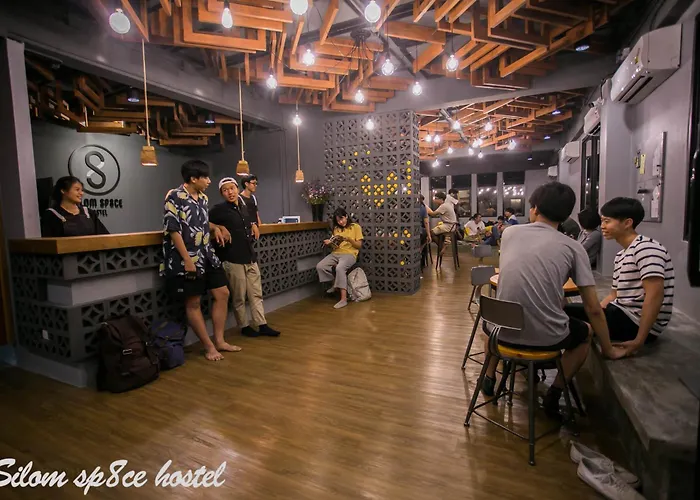Silom Space Hostel กรุงเทพมหานคร